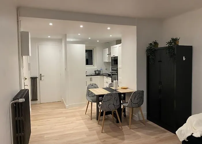 Chez Fitia T2 A Centre *